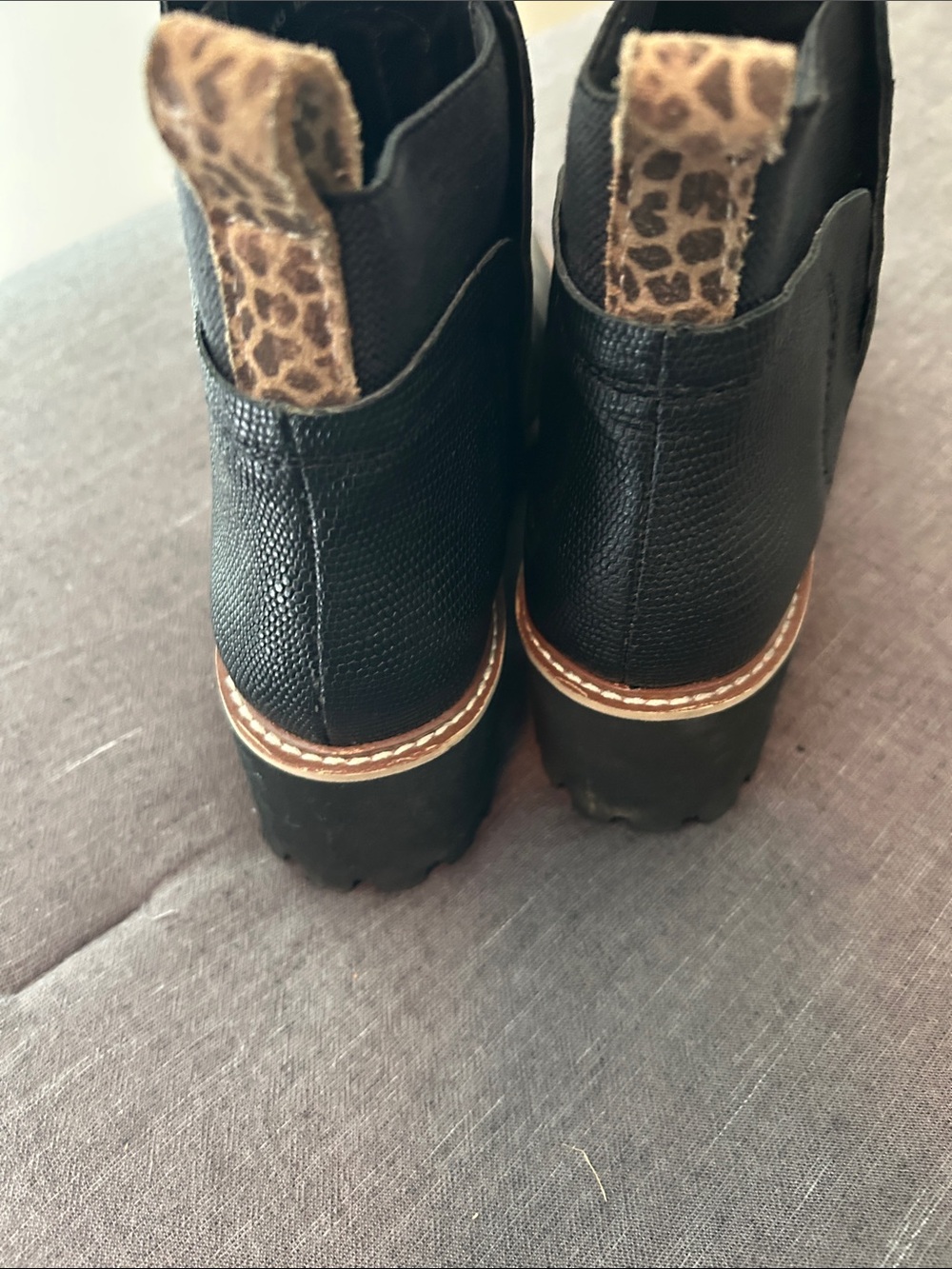 Dolce Vita Black Lug Chelsea Boots with Contrast Trim - Picture 4 of 6